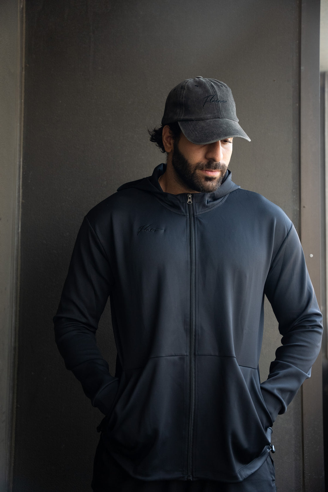 Flux Tech Suit Black
